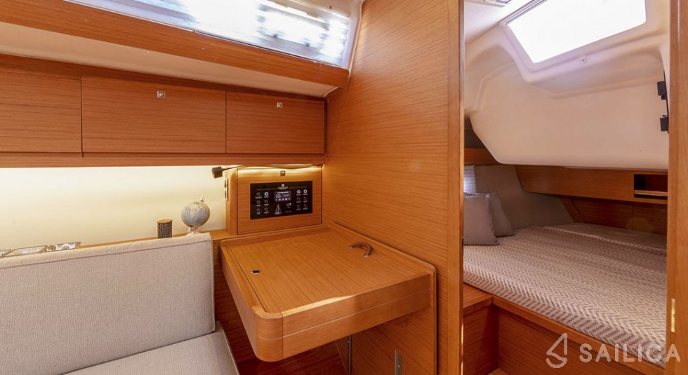 Dufour 430 - Yacht Charter Sailica