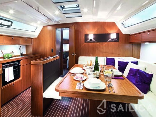 Bavaria 46 Cruiser - Yacht Charter Sailica