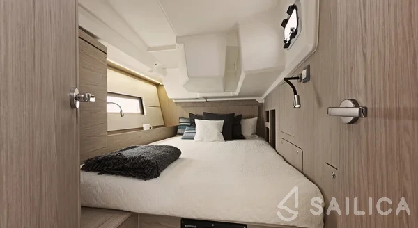 Oceanis 46.1 - Yacht Charter Sailica
