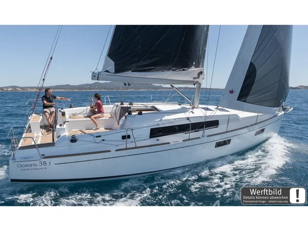 Oceanis 38.1 - Yacht Charter Sailica