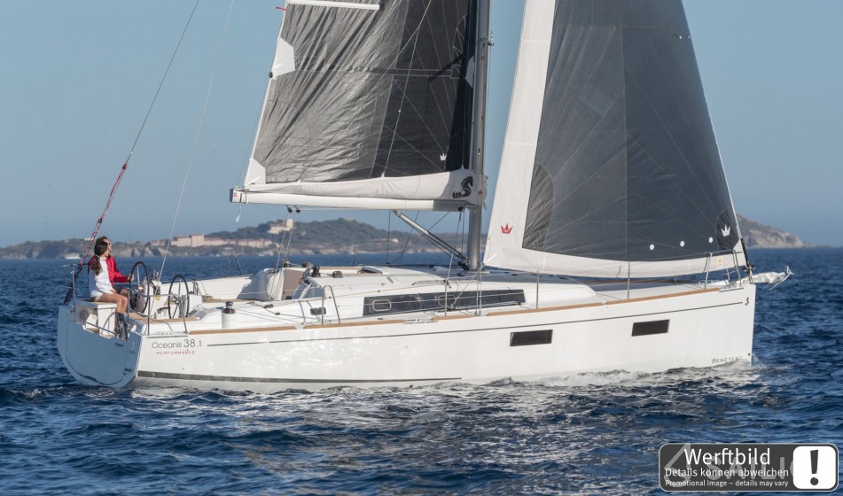 Oceanis 38.1 - Yacht Charter Sailica
