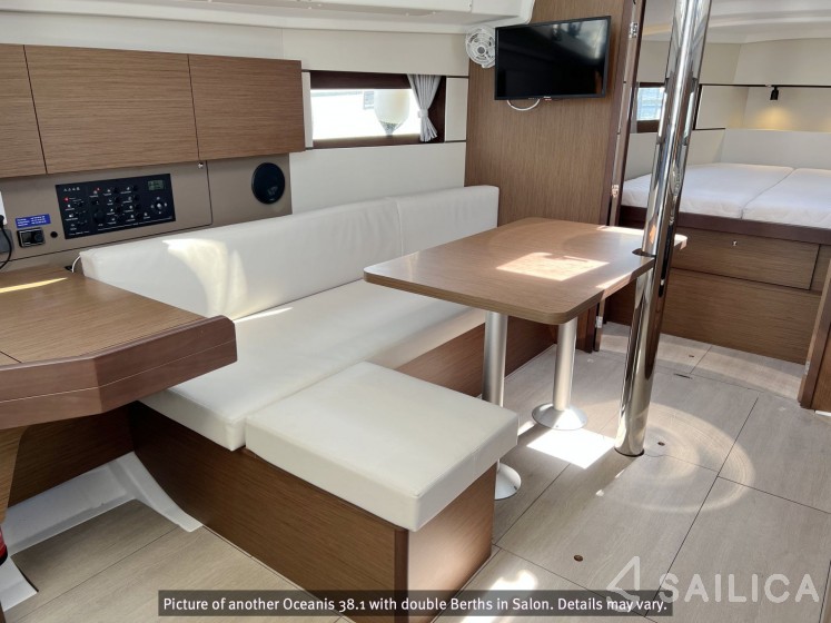 Oceanis 38.1 - Yacht Charter Sailica