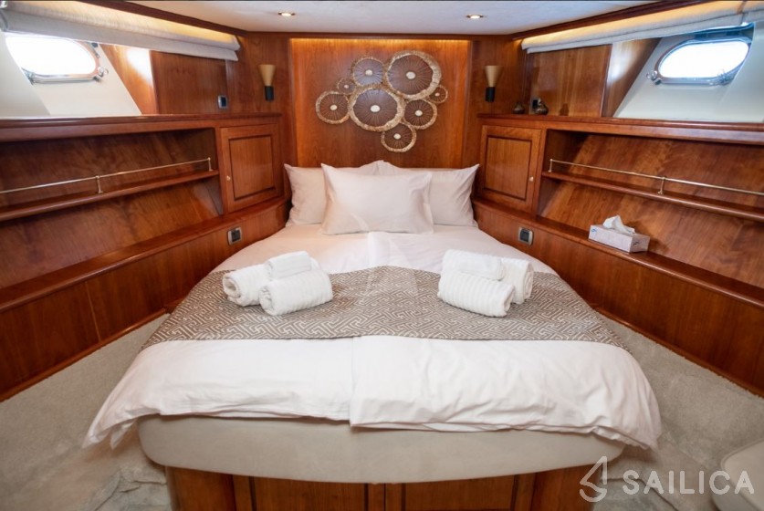 Motoryacht - Yacht Charter Sailica