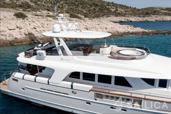 Motoryacht - Yacht Charter Sailica