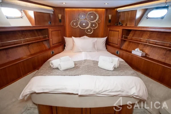 Motoryacht - Yacht Charter Sailica