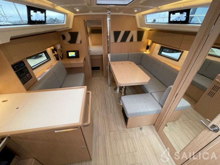 Bavaria C38 - Yacht Charter Sailica