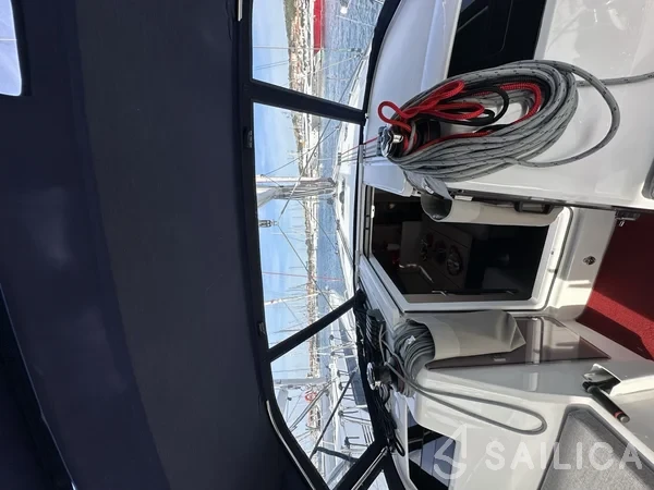 Oceanis 40.1 - Yacht Charter Sailica