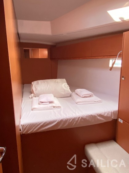 Bavaria 46 Cruiser - Yacht Charter Sailica
