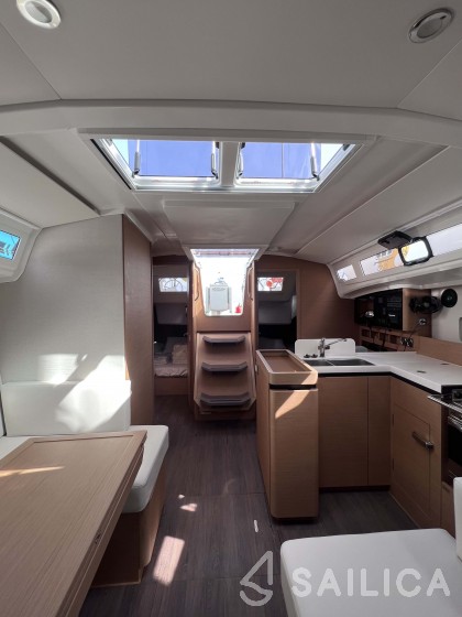 Sun Odyssey 410 - Yacht Charter Sailica