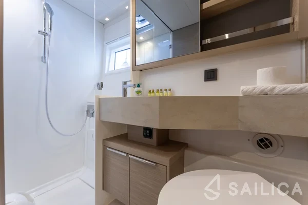 Lagoon 46  - Yacht Charter Sailica