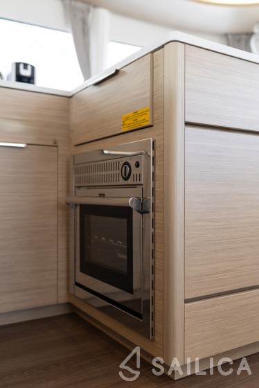 Lagoon 46  - Yacht Charter Sailica