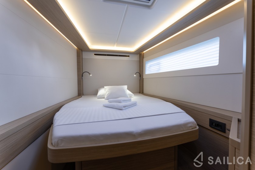 Lagoon 46  - Yacht Charter Sailica