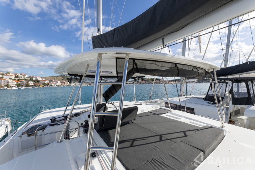 Lagoon 46  - Yacht Charter Sailica