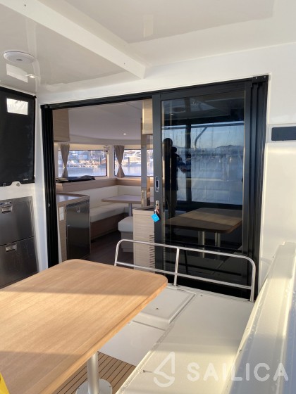 Lagoon 42 - Yacht Charter Sailica