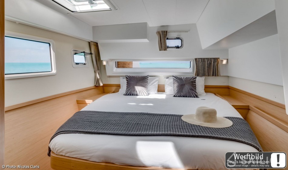 Lagoon 42 - Yacht Charter Sailica