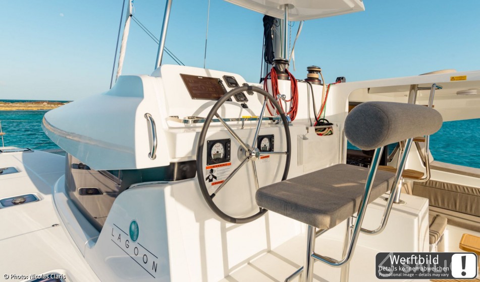 Lagoon 42 - Yacht Charter Sailica