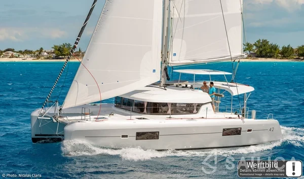 Lagoon 42 - Yacht Charter Sailica