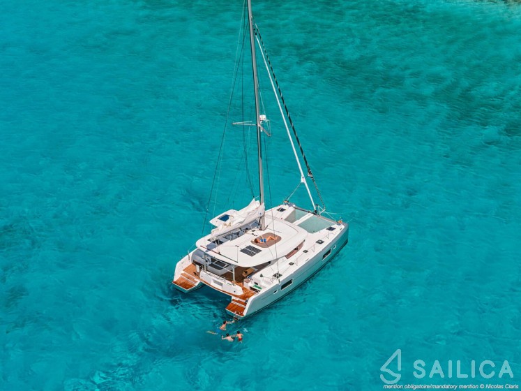 Lagoon 42 - Yacht Charter Sailica