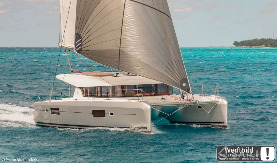 Lagoon 42 - Yacht Charter Sailica