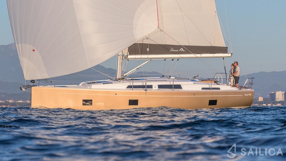 Hanse 418 - Yacht Charter Sailica