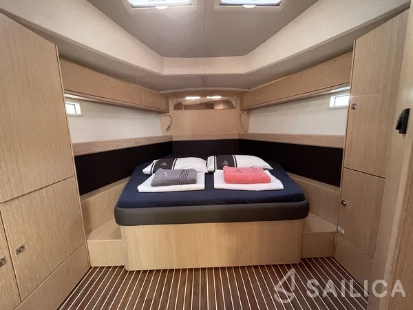 Bavaria 46 Cruiser - Yacht Charter Sailica