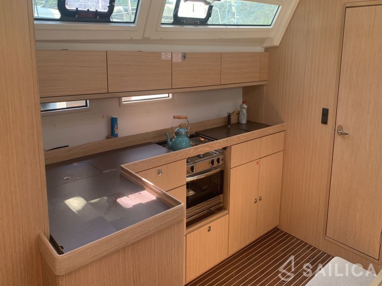 Bavaria 46 Cruiser - Yacht Charter Sailica
