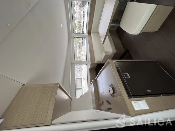 Lagoon 42 - Yacht Charter Sailica