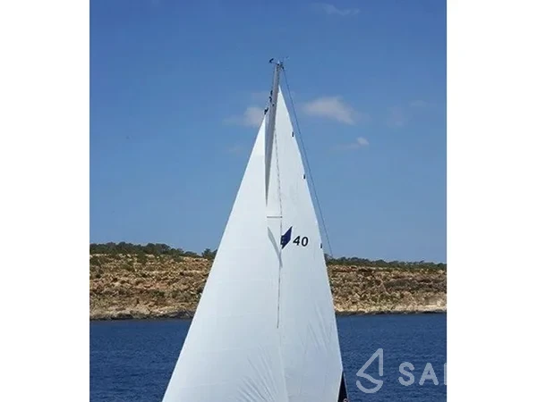 Bavaria 40 Cruiser - Yacht Charter Sailica