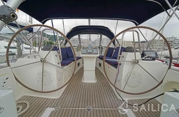 Bavaria 40 Cruiser - Yacht Charter Sailica