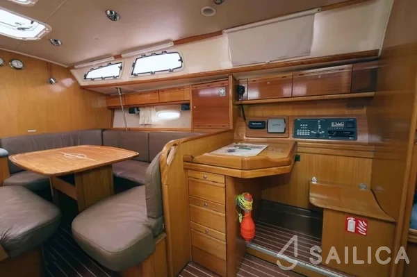 Bavaria 40 Cruiser - Yacht Charter Sailica
