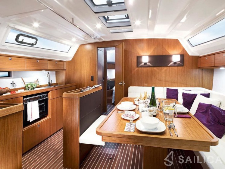 Bavaria 46 Cruiser - Yacht Charter Sailica