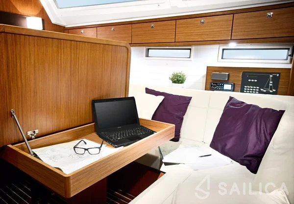 Bavaria 46 Cruiser - Yacht Charter Sailica