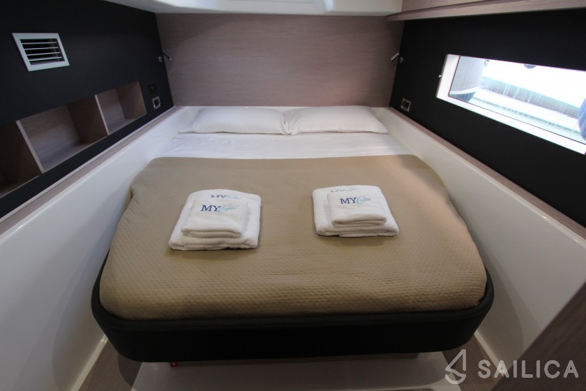 Dufour 48 - Yacht Charter Sailica