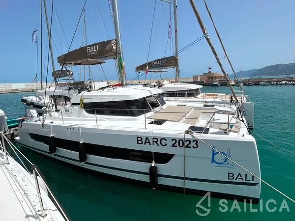 Bali Catspace - Yacht Charter Sailica