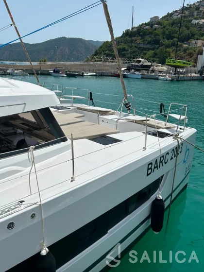Bali Catspace - Yacht Charter Sailica