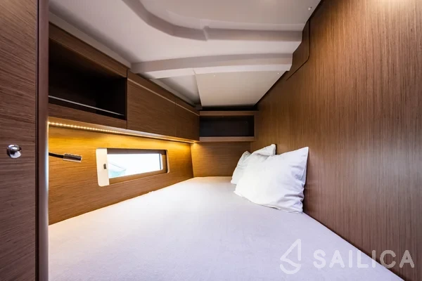 Oceanis 46.1 - Yacht Charter Sailica