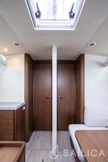 Oceanis 46.1 - Yacht Charter Sailica