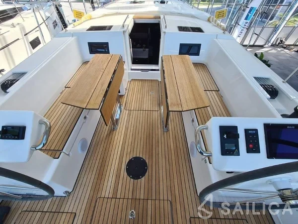 Bavaria C45 Style - Yacht Charter Sailica