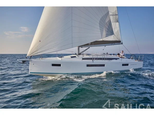 Sun Odyssey 410 - Yacht Charter Sailica