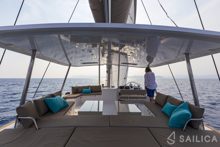 Bali 5.4. - Yacht Charter Sailica