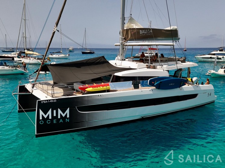 Bali 5.4. - Yacht Charter Sailica