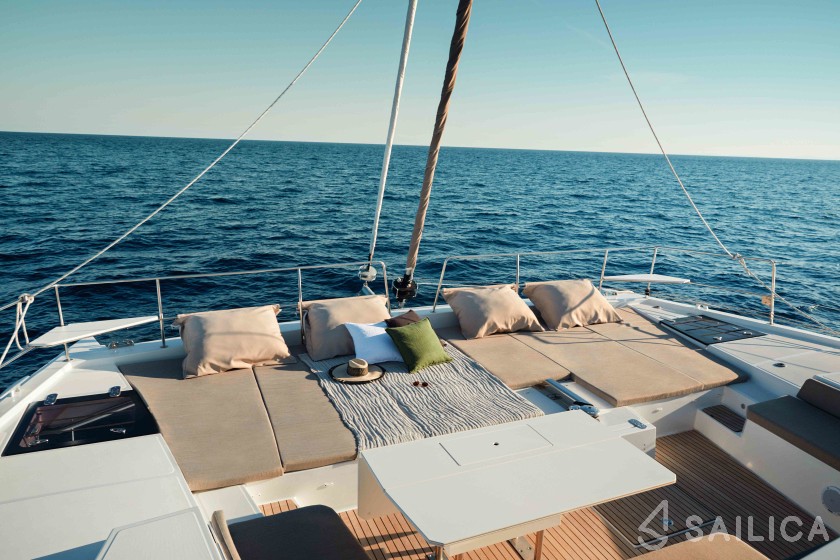 Bali 5.4. - Yacht Charter Sailica