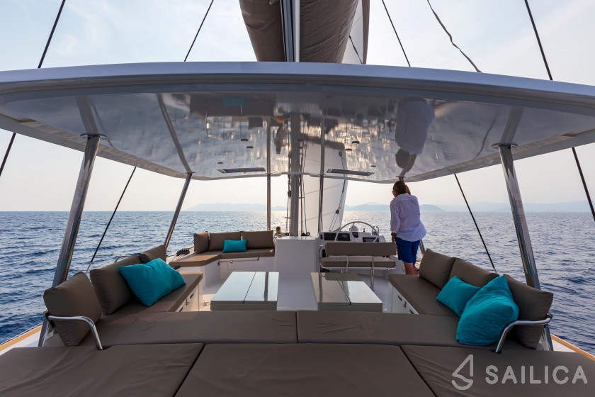 Bali 5.4. - Yacht Charter Sailica