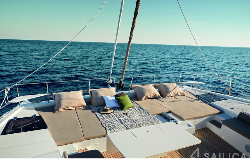Bali 5.4. - Yacht Charter Sailica