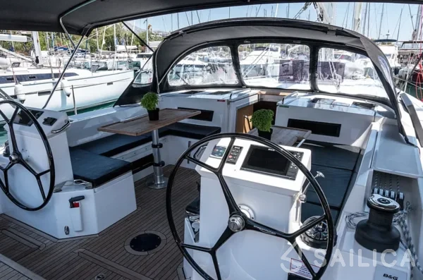Bavaria C50 - Yacht Charter Sailica
