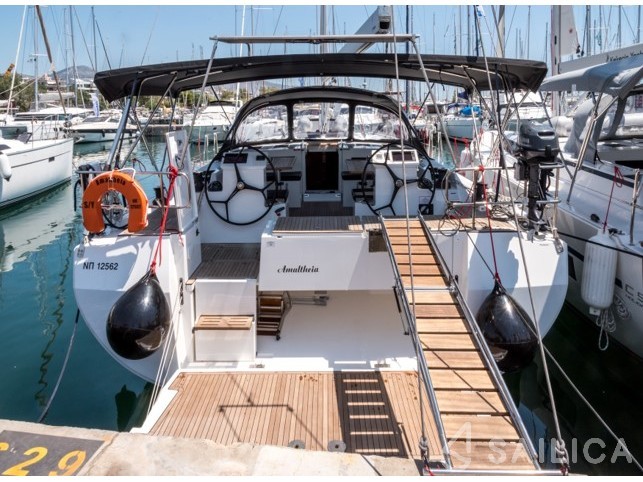 Bavaria C50 - Yacht Charter Sailica