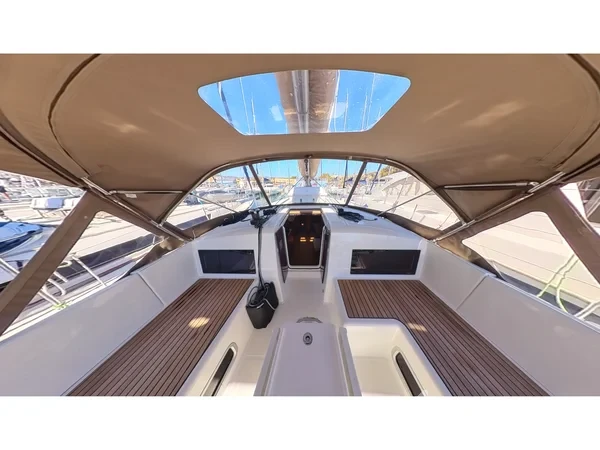 Sun Odyssey 490 - Yacht Charter Sailica
