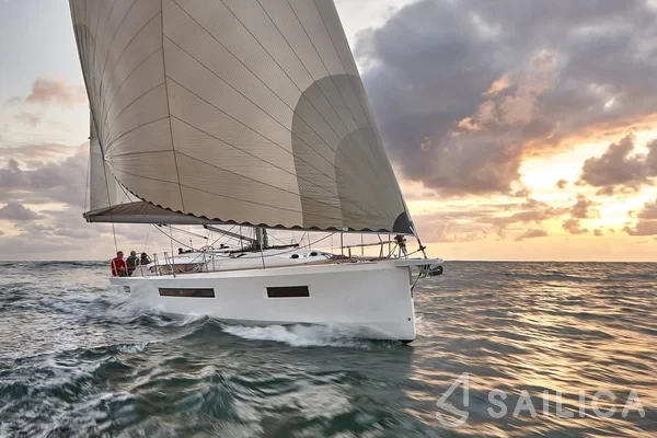 Sun Odyssey 490 - Yacht Charter Sailica