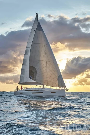 Sun Odyssey 490 - Yacht Charter Sailica