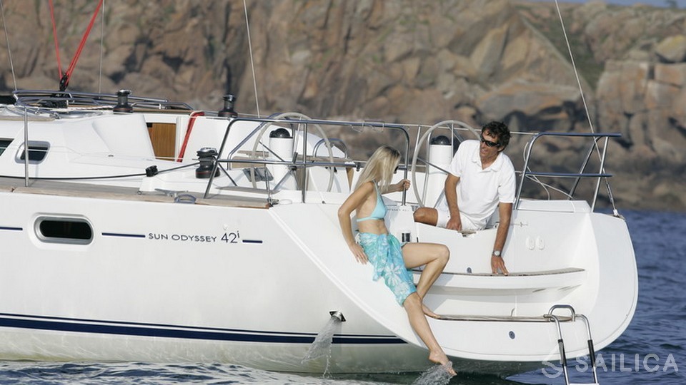 Sun Odyssey 42i - Yacht Charter Sailica